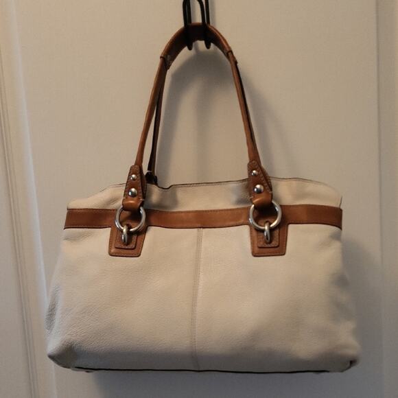 Coach Penelope Cream and Brown Shoulder Bag F14682 - Picture 3 of 16